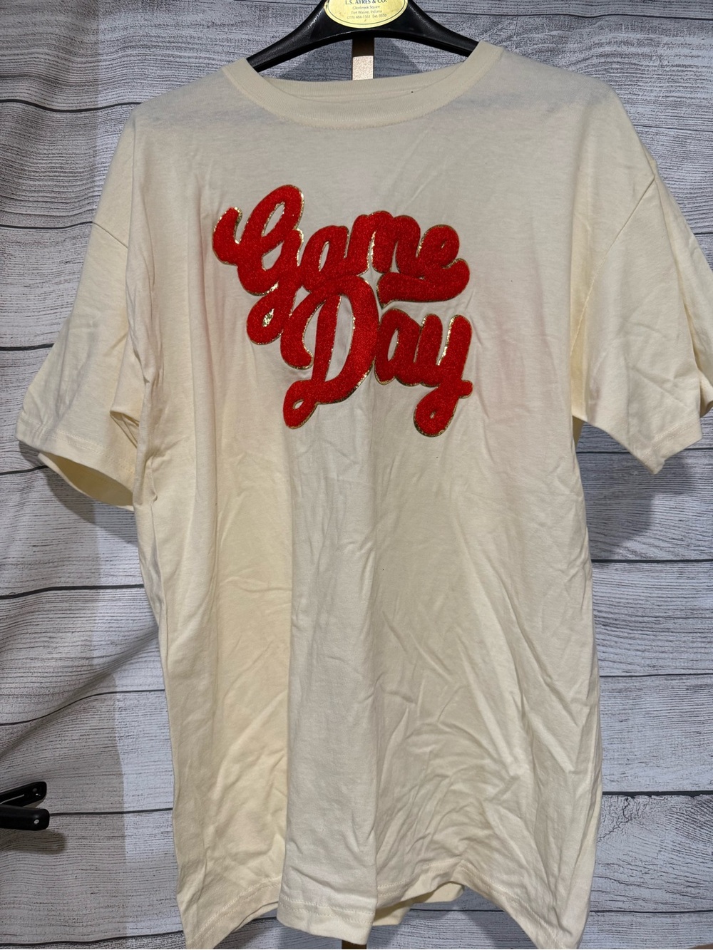 Game day shirt red a off white size L
